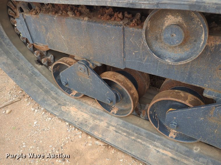 image for item NZ9569 IHI IC70-2 track carrier