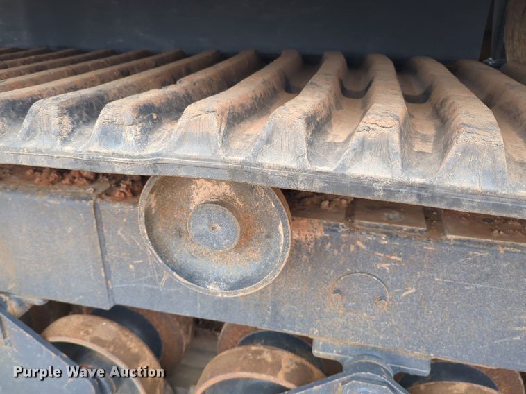 image for item NZ9569 IHI IC70-2 track carrier