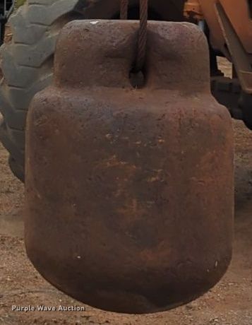 image for item NZ9605 Wrecking ball