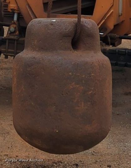 image for item NZ9605 Wrecking ball