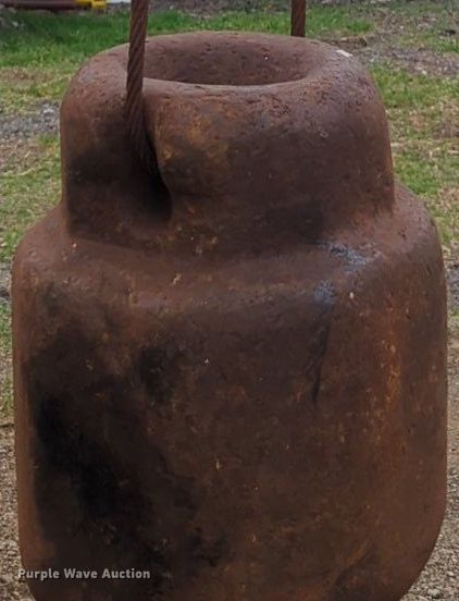 image for item NZ9605 Wrecking ball