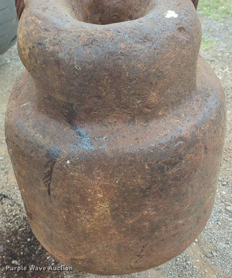 image for item NZ9605 Wrecking ball