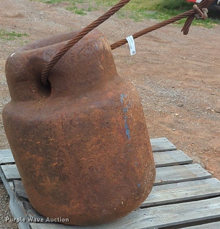 image for item NZ9605 Wrecking ball