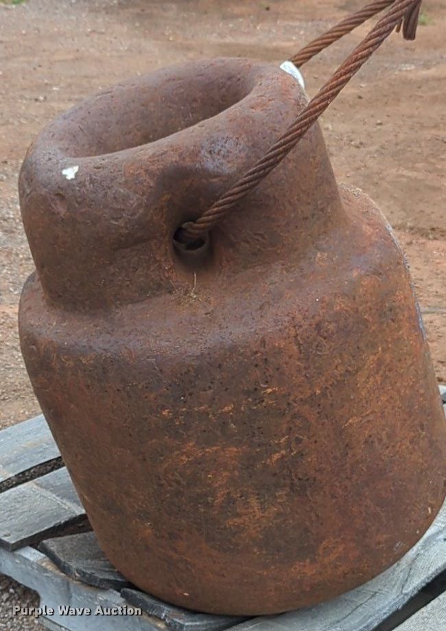 image for item NZ9605 Wrecking ball