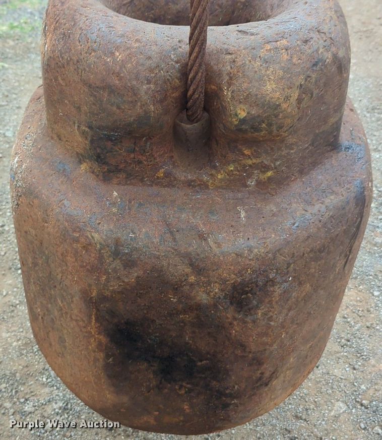 image for item NZ9605 Wrecking ball