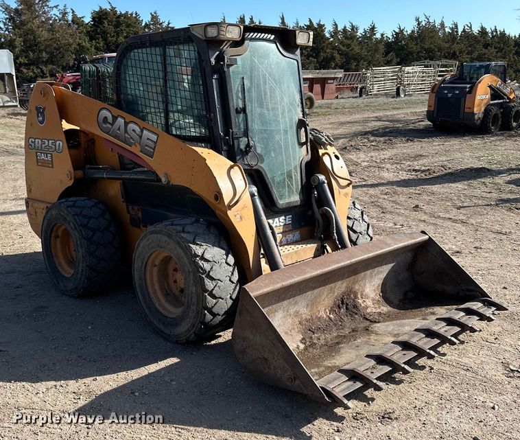 image for item OE9066 2012 Case SR250 skid steer loader