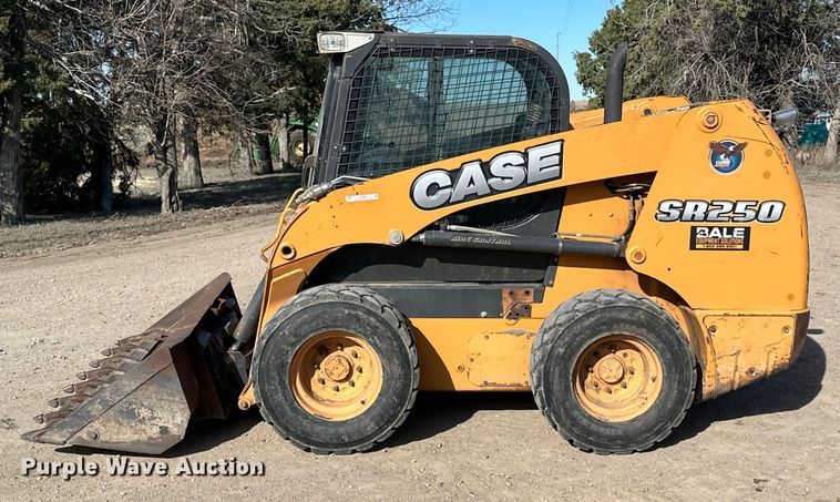 image for item OE9066 2012 Case SR250 skid steer loader