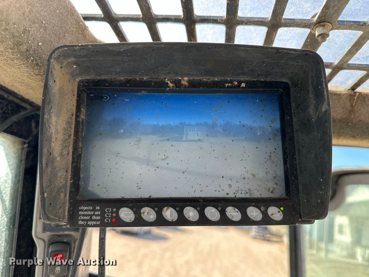 image for item OE9066 2012 Case SR250 skid steer loader