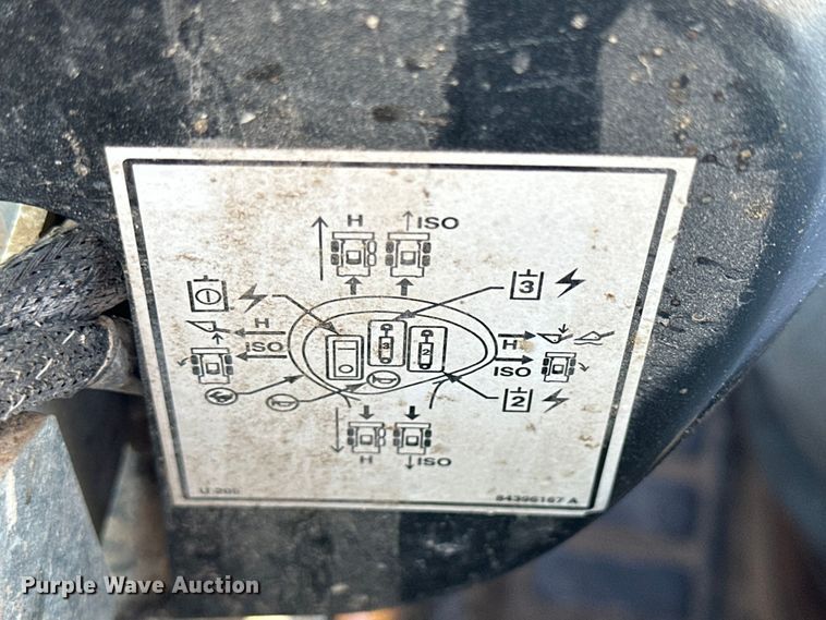 image for item OE9066 2012 Case SR250 skid steer loader