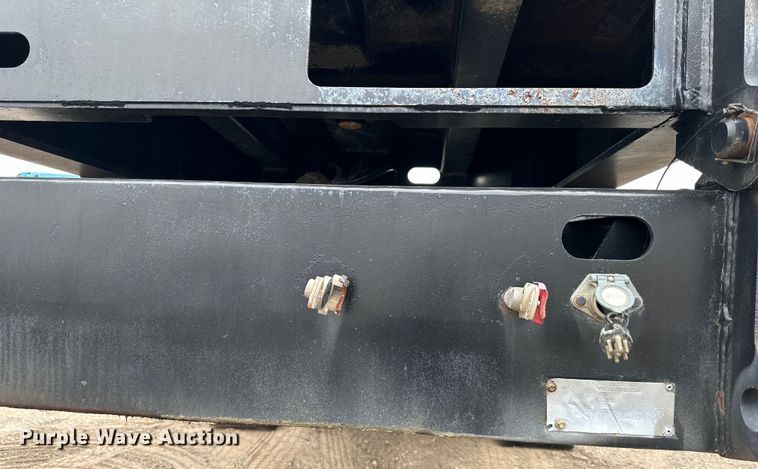 image for item OF9334 2008 Cheater XL120 HDC lowboy equipment trailer