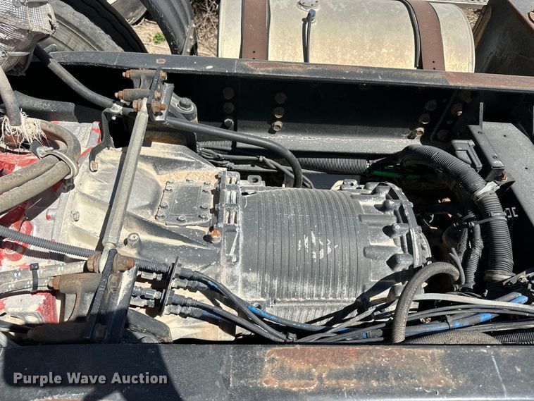 image for item OI9476 2017 AutoCar  Xpeditor truck cab and chassis