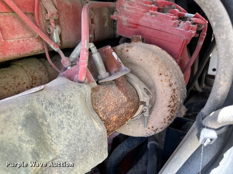 image for item OI9476 2017 AutoCar  Xpeditor truck cab and chassis