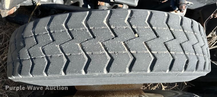 image for item OI9476 2017 AutoCar  Xpeditor truck cab and chassis