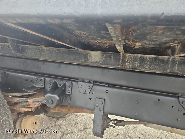 image for item OK9838 1991 Chevrolet  6500 dump truck