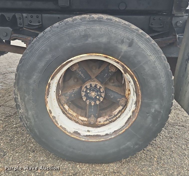 image for item OK9838 1991 Chevrolet  6500 dump truck