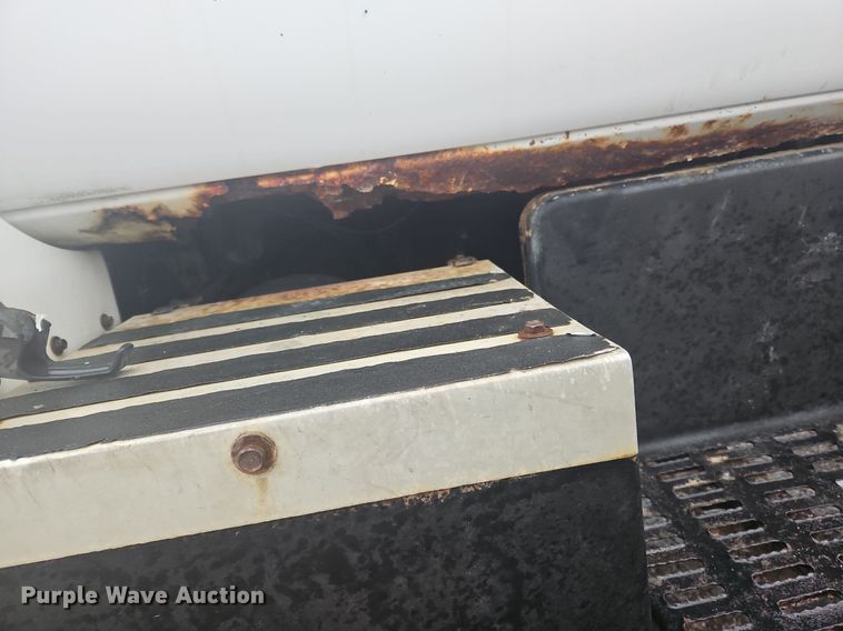 image for item OK9839 1998 Chevrolet  C7500 dump truck