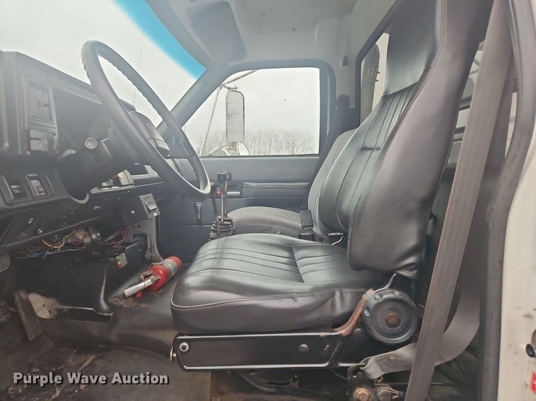 image for item OK9839 1998 Chevrolet  C7500 dump truck