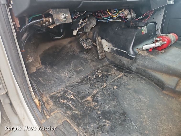 image for item OK9839 1998 Chevrolet  C7500 dump truck