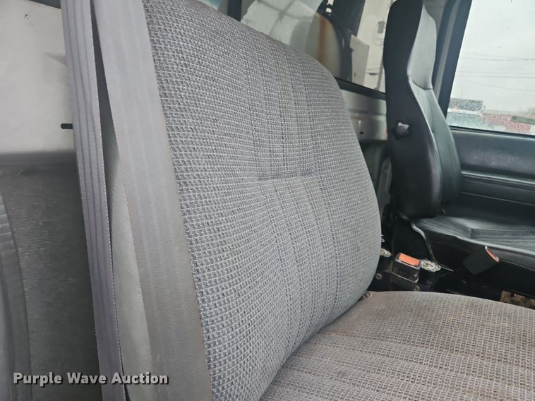 image for item OK9839 1998 Chevrolet  C7500 dump truck