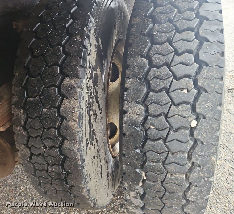 image for item OK9839 1998 Chevrolet  C7500 dump truck