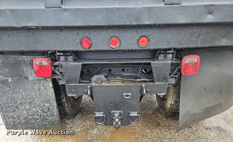 image for item OK9840 1993 International  4600 dump truck