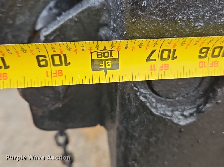 image for item OK9840 1993 International  4600 dump truck