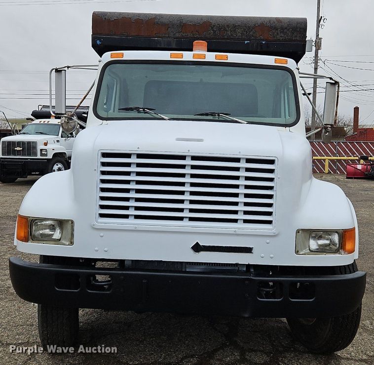 image for item OK9841 1996 International  4700 dump truck