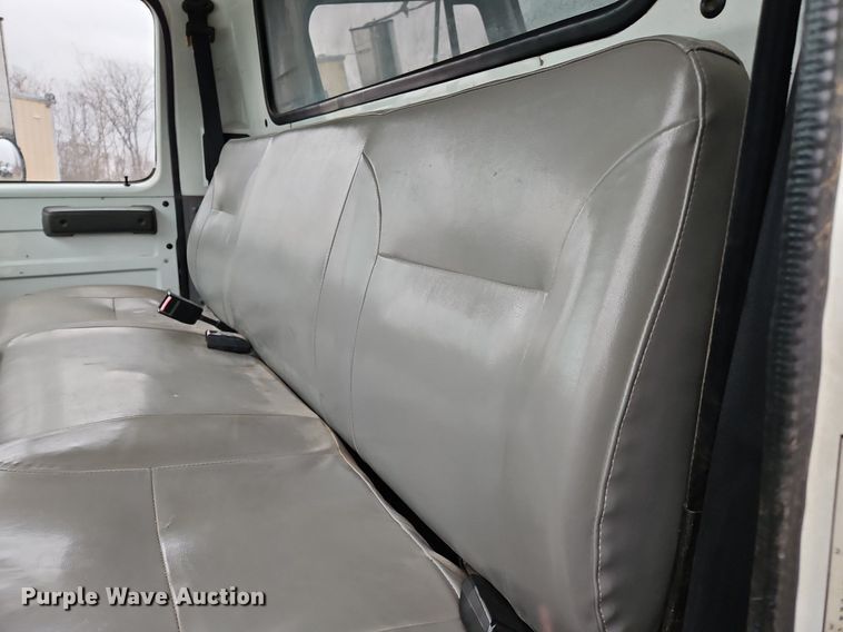 image for item OK9841 1996 International  4700 dump truck