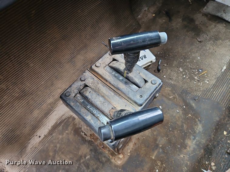 image for item OK9841 1996 International  4700 dump truck