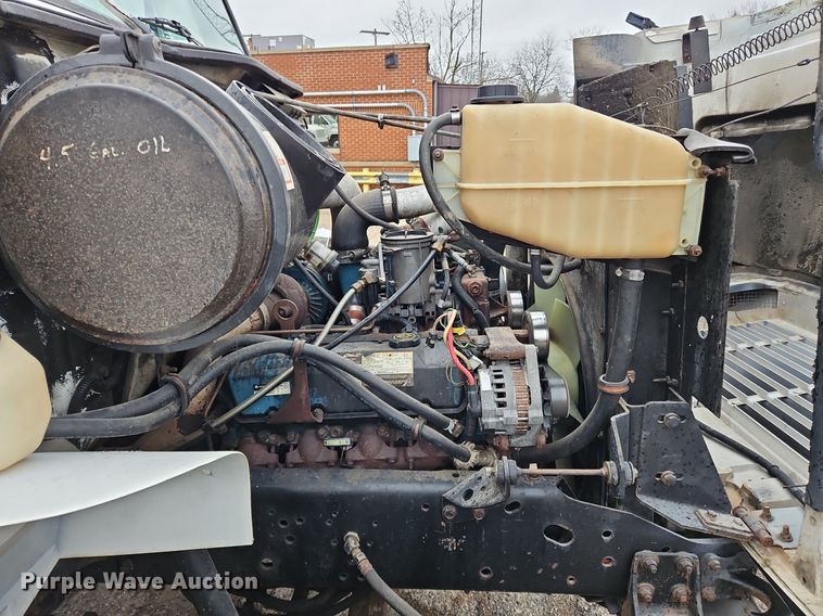 image for item OK9841 1996 International  4700 dump truck