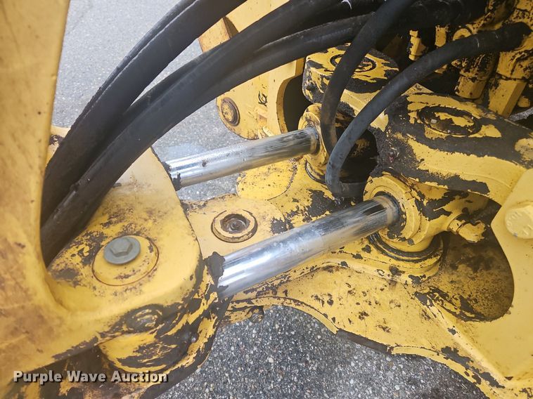 image for item OK9842 2003 John Deere  310G backhoe