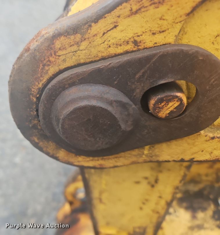 image for item OK9842 2003 John Deere  310G backhoe