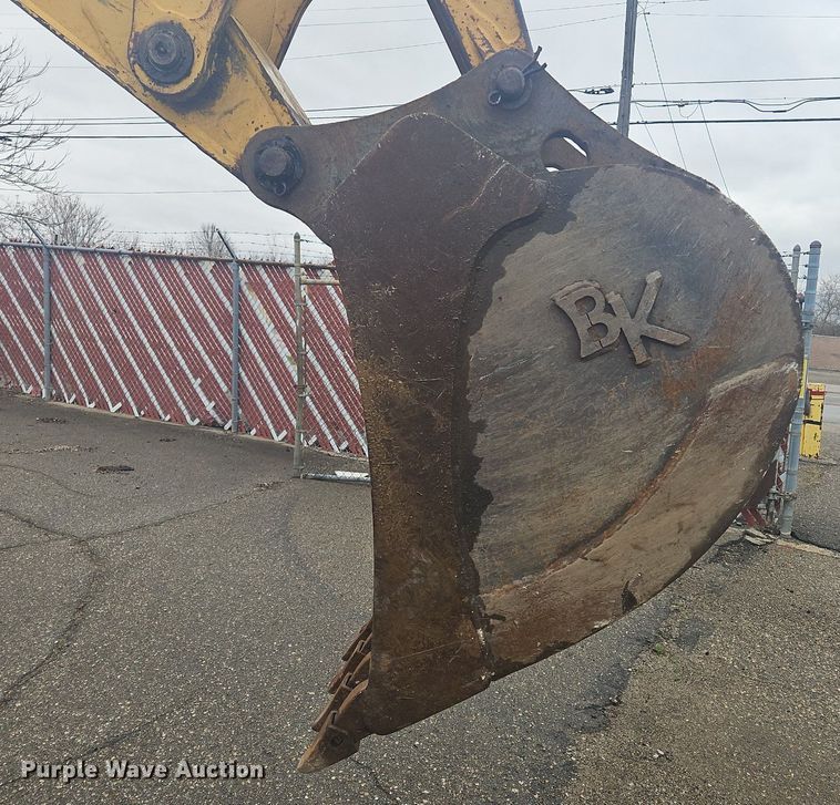 image for item OK9842 2003 John Deere  310G backhoe