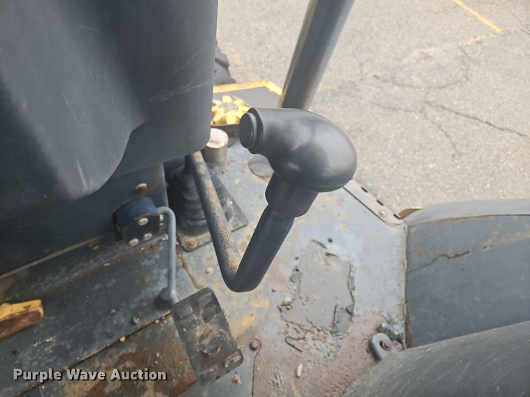 image for item OK9842 2003 John Deere  310G backhoe