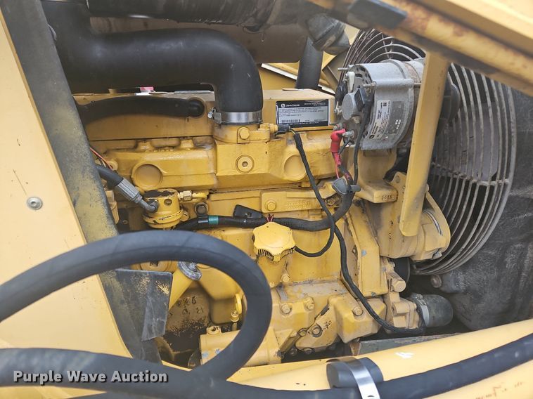 image for item OK9842 2003 John Deere  310G backhoe