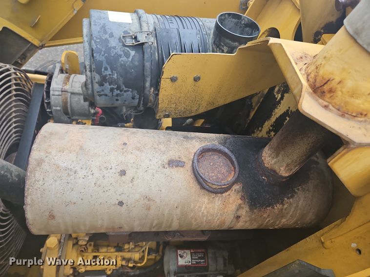 image for item OK9842 2003 John Deere  310G backhoe