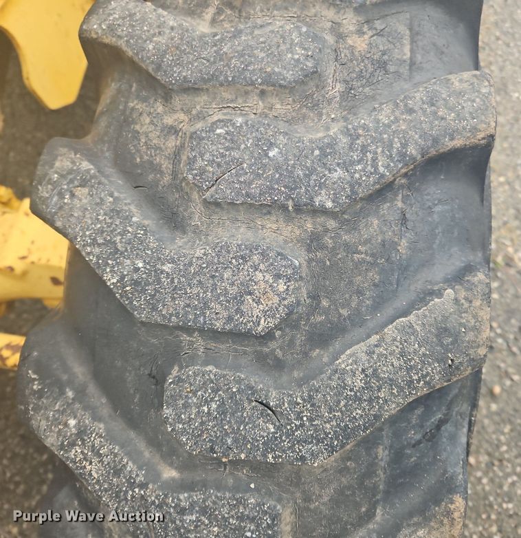 image for item OK9842 2003 John Deere  310G backhoe