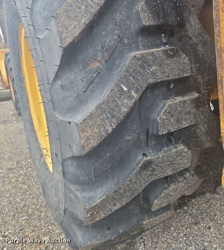 image for item OK9842 2003 John Deere  310G backhoe