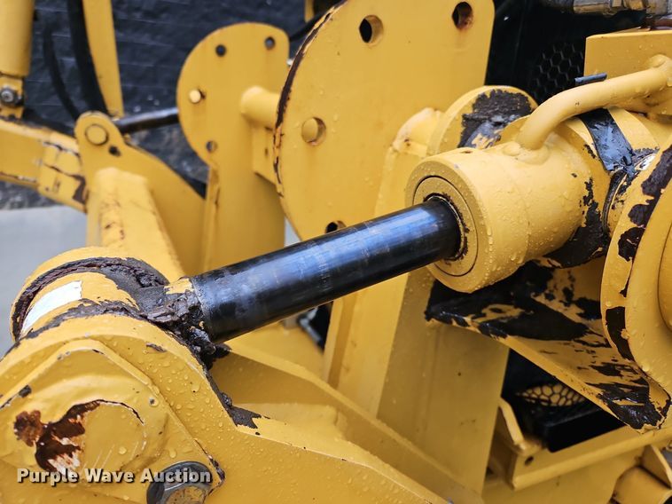 image for item OK9868 2014 Vermeer  RTX1250 cable plow