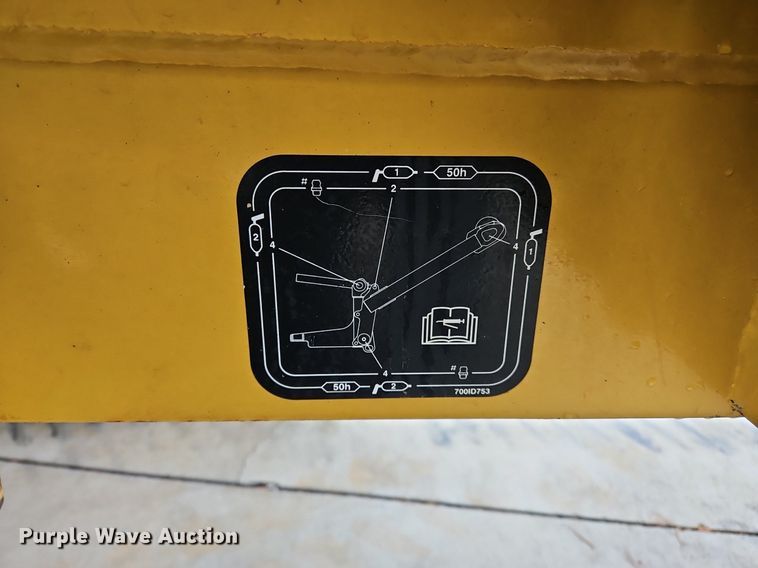 image for item OK9868 2014 Vermeer  RTX1250 cable plow