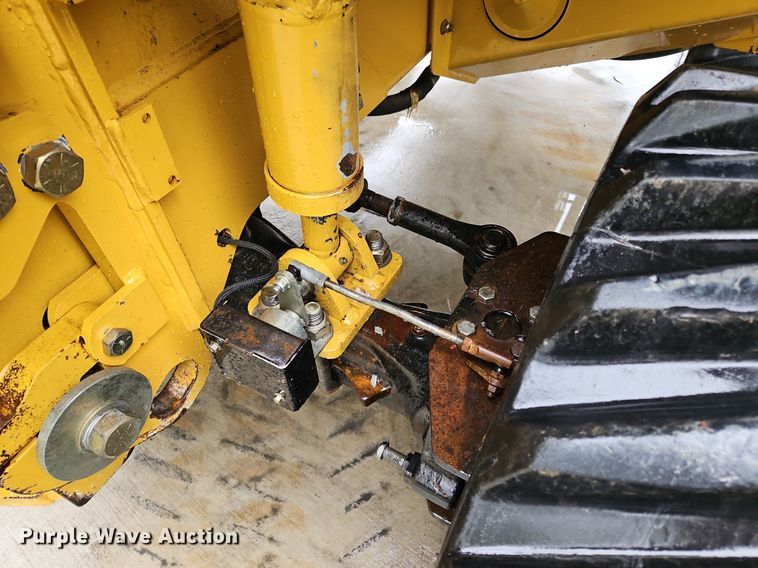 image for item OK9868 2014 Vermeer  RTX1250 cable plow