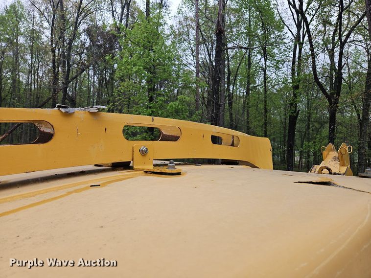 image for item OK9868 2014 Vermeer  RTX1250 cable plow