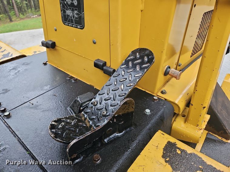 image for item OK9868 2014 Vermeer  RTX1250 cable plow