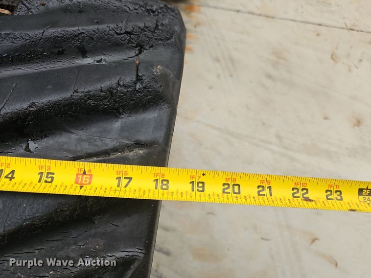 image for item OK9868 2014 Vermeer  RTX1250 cable plow