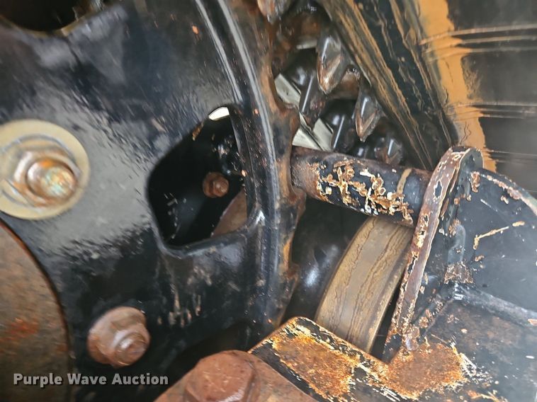 image for item OK9868 2014 Vermeer  RTX1250 cable plow