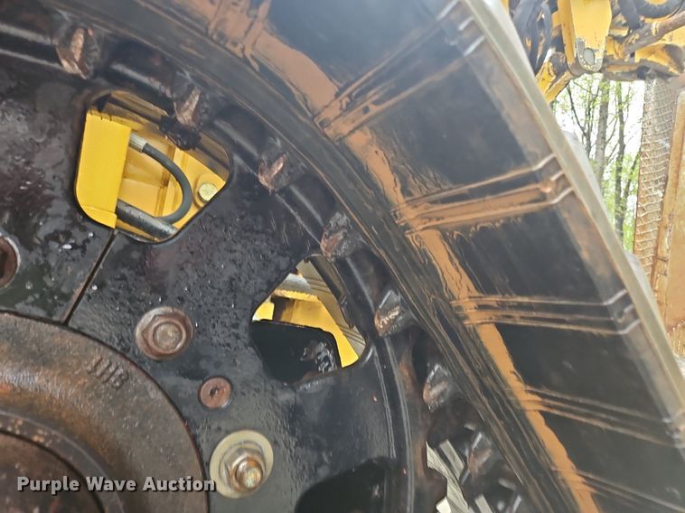 image for item OK9868 2014 Vermeer  RTX1250 cable plow