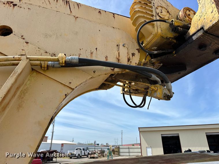 image for item OM9459 Galion crane