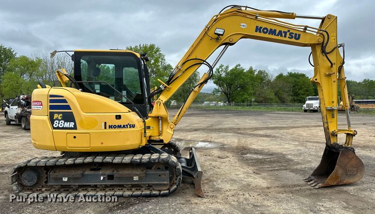 image for item OM9464 2019 Komatsu  PC88MR-10 mini excavator