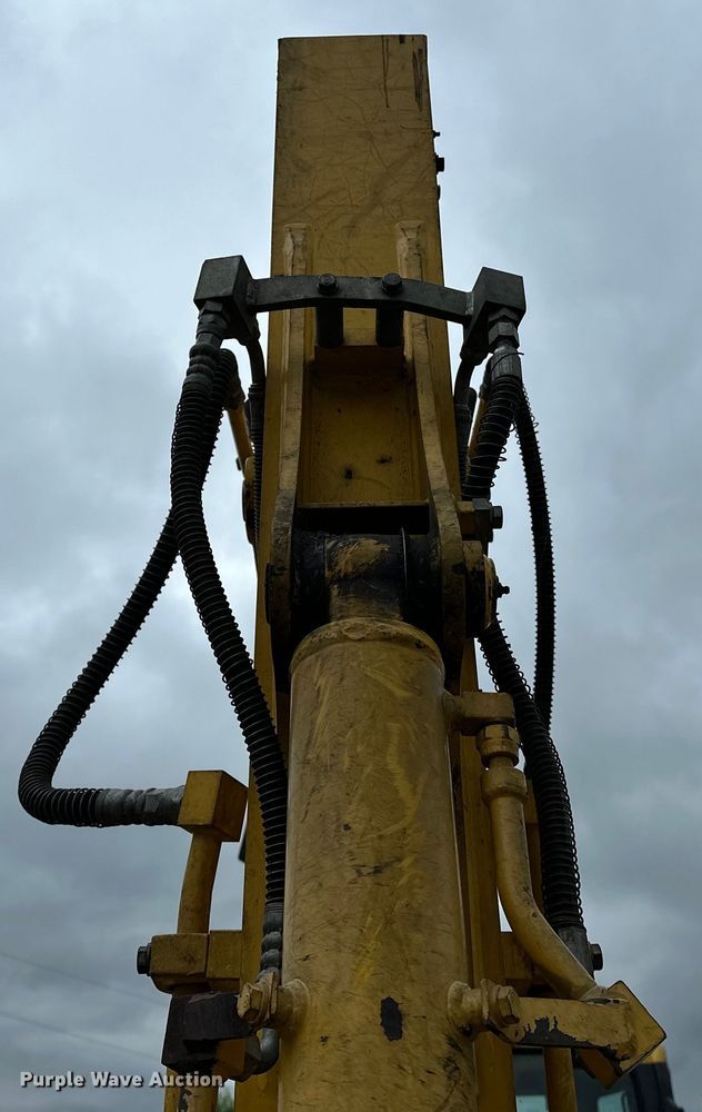 image for item OM9464 2019 Komatsu  PC88MR-10 mini excavator