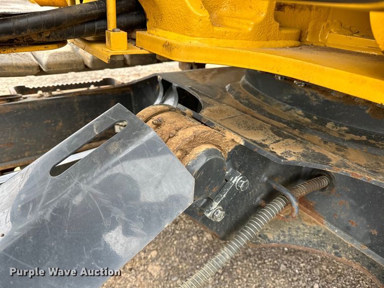 image for item OM9464 2019 Komatsu  PC88MR-10 mini excavator